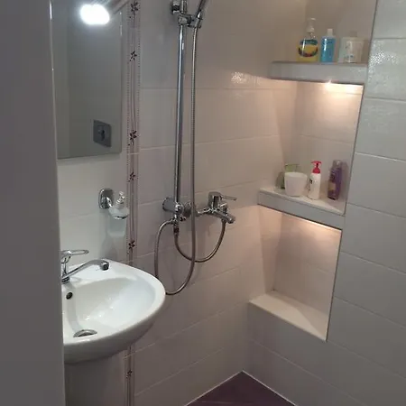 Global Ville Penthouse Apartament *